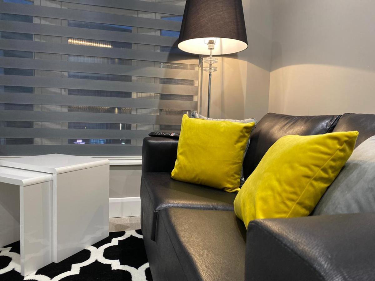 Amazing Central High Street Self Contained Apartments By Syl Watford  Zewnętrze zdjęcie